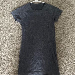 lululemon top